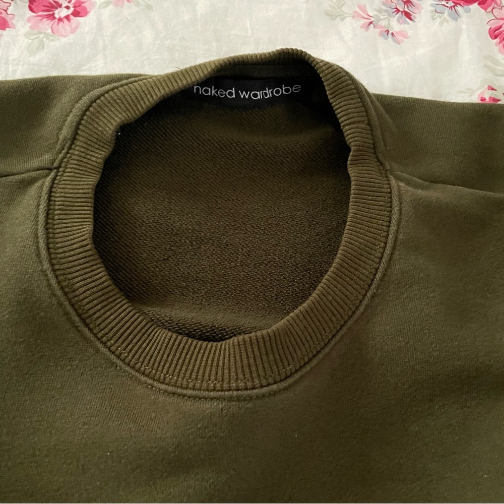 ▪️6/$25▪️ Naked Wardrobe Olive Green Crewneck Sweatshirt - Picture 5 of 8